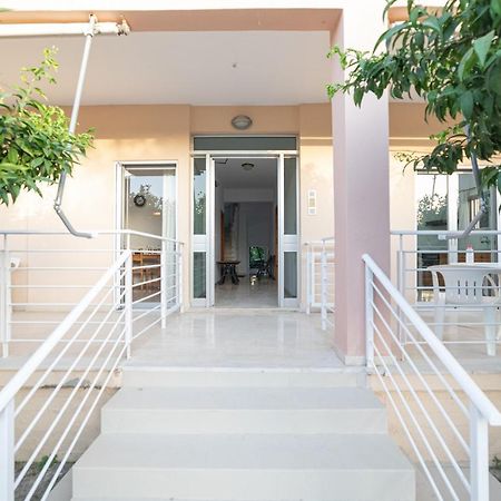 Olive Apartments Elaionas 엘레오나스 외부 사진