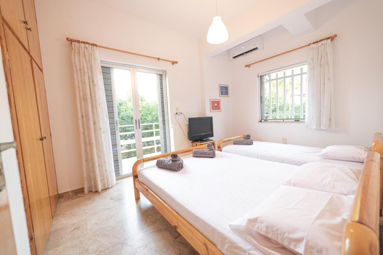 Olive Apartments Elaionas 엘레오나스 외부 사진
