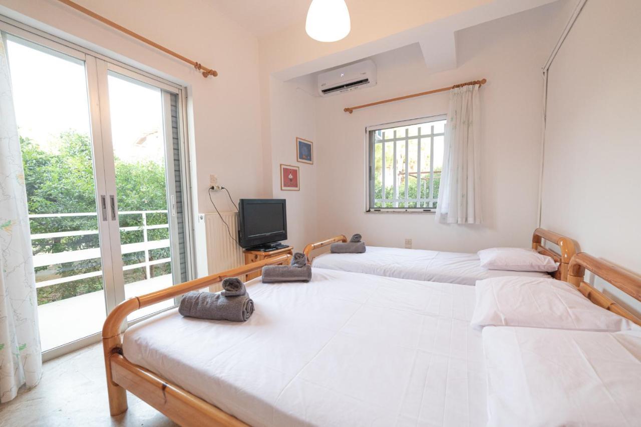 Olive Apartments Elaionas 엘레오나스 외부 사진